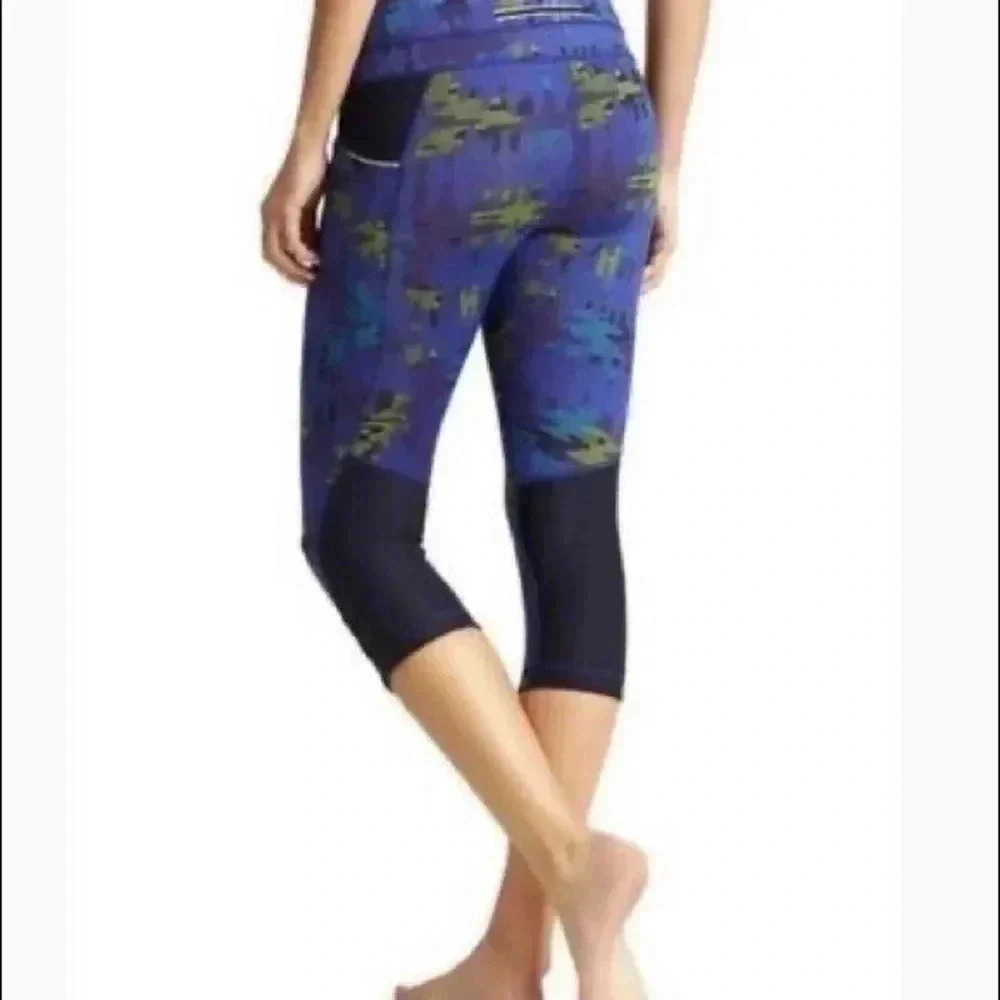Athleta Camo Be Free Knicker Crop Leggings Blue - Picture 15 of 15
